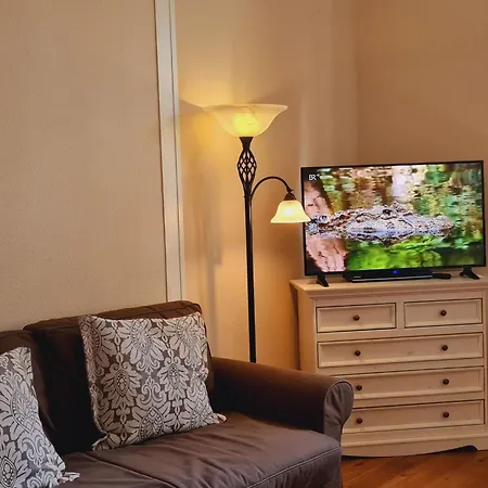 公寓 Barrierefreie In Ruhiger Zentrumslage By Interhome *