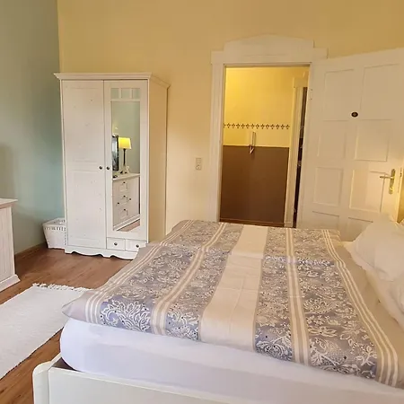 Barrierefreie In Ruhiger Zentrumslage By Interhome 公寓 *