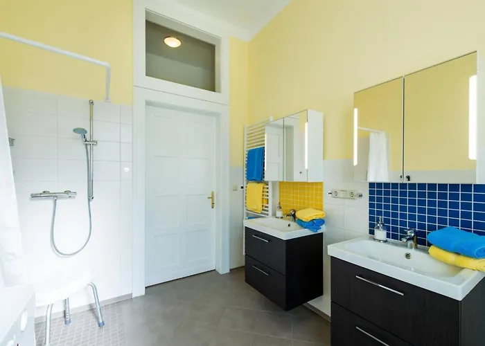 Barrierefreie In Ruhiger Zentrumslage By Interhome 奎德林堡