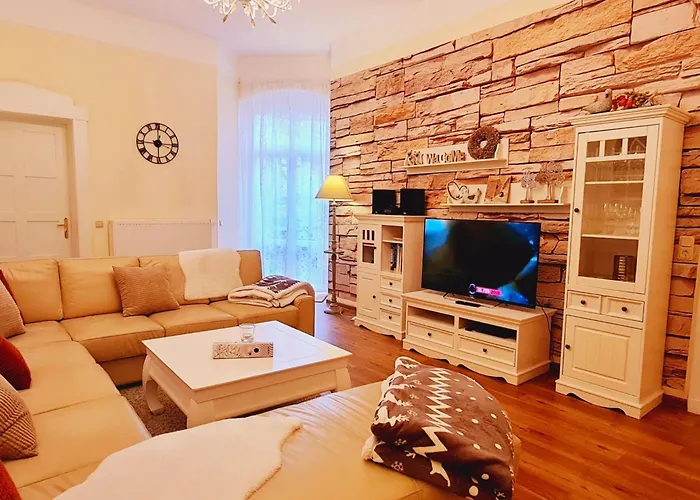 Barrierefreie In Ruhiger Zentrumslage By Interhome 奎德林堡